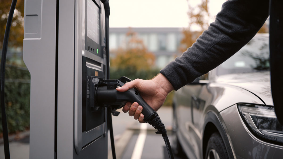 Normes de sécurité pour les connecteurs de véhicules électriques dans différentes régions
